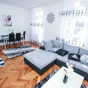 Old Town Apartment